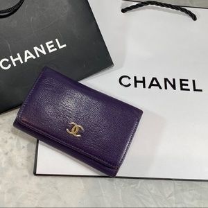 CHANEL🔑 Purple Leather Key Case Gold CC Logo